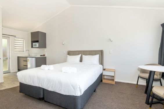 Executive Studio with Patio and Kitchen